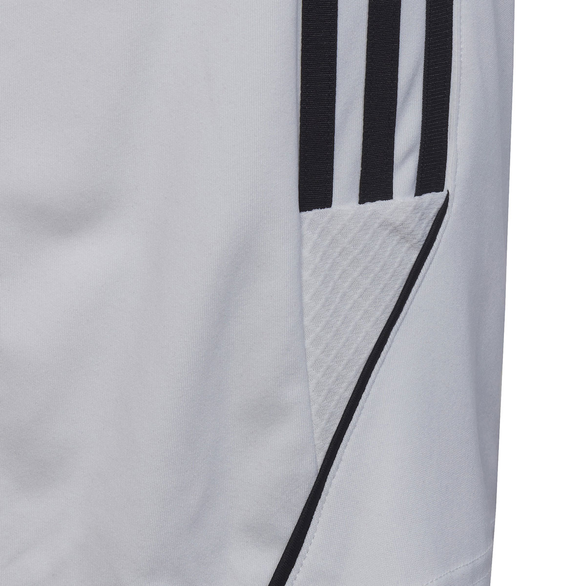 Adidas Kinder Shorts Tiro 23 weiß-schwarz